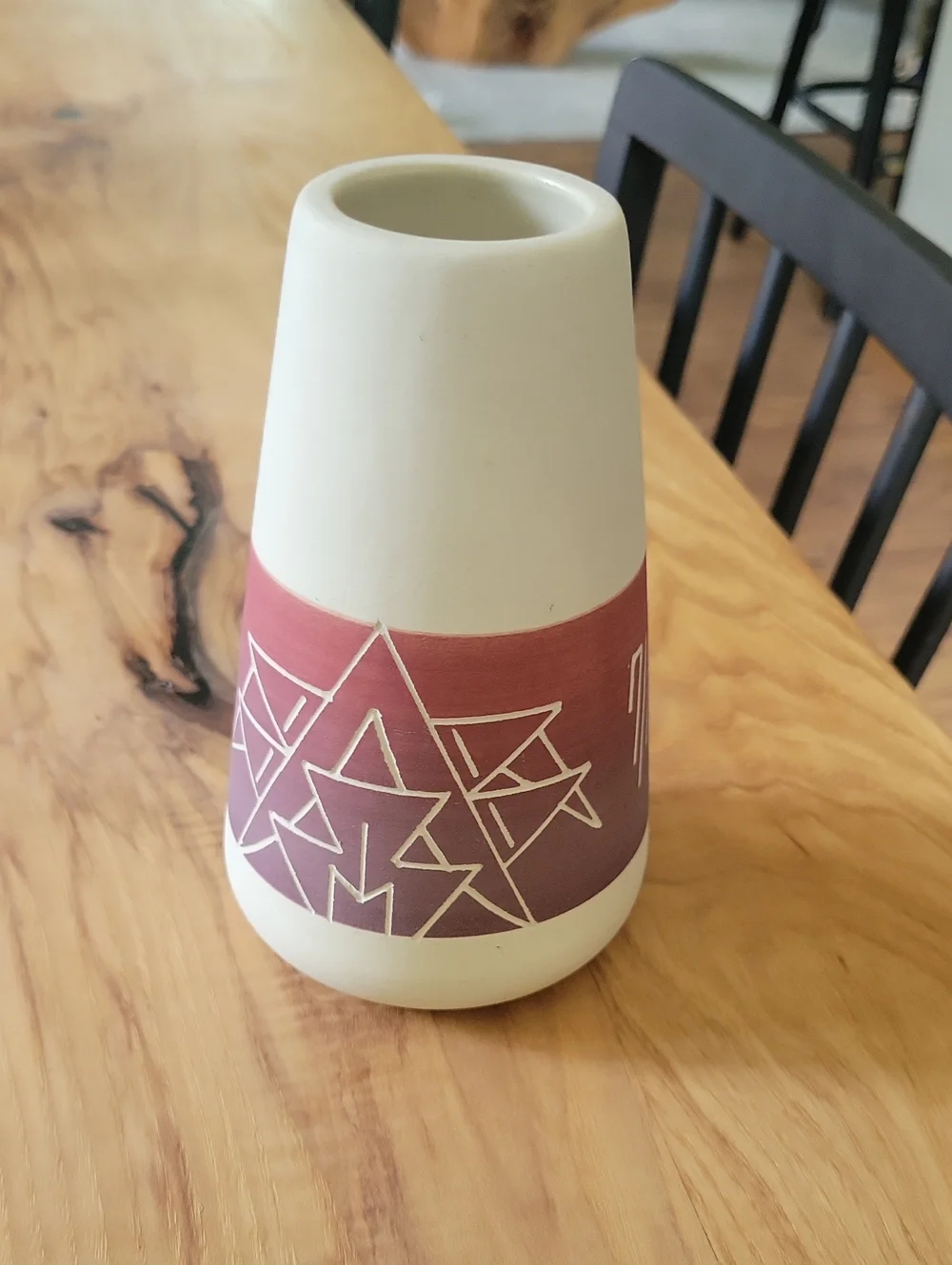 Vintage Sioux Pottery Vase Signed Marion Selwyn Jones SPRC SD Geometric
